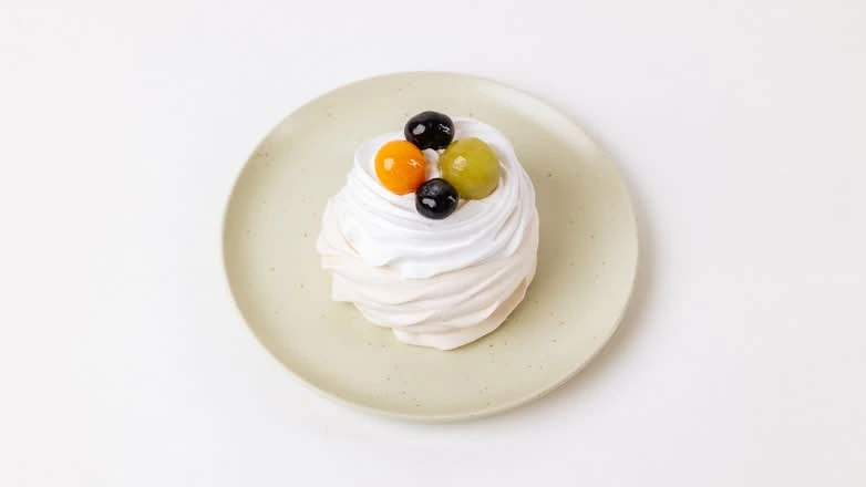 Berry Pavlova